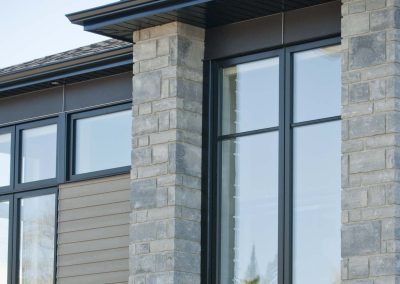 Services de vente, installation et réparation de portes et fenêtres à Montréal, Verdun, Valleyfield, Longueuil, Boucherville, Laval, St-Eustache, Repentigny, Mascouche, Joliette, St-Jérôme, .. commerciale et résidentielle / Porte et Fenêtre Laval